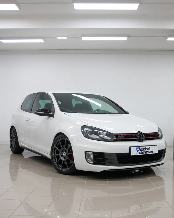 Gti6 exterior frente 34 01