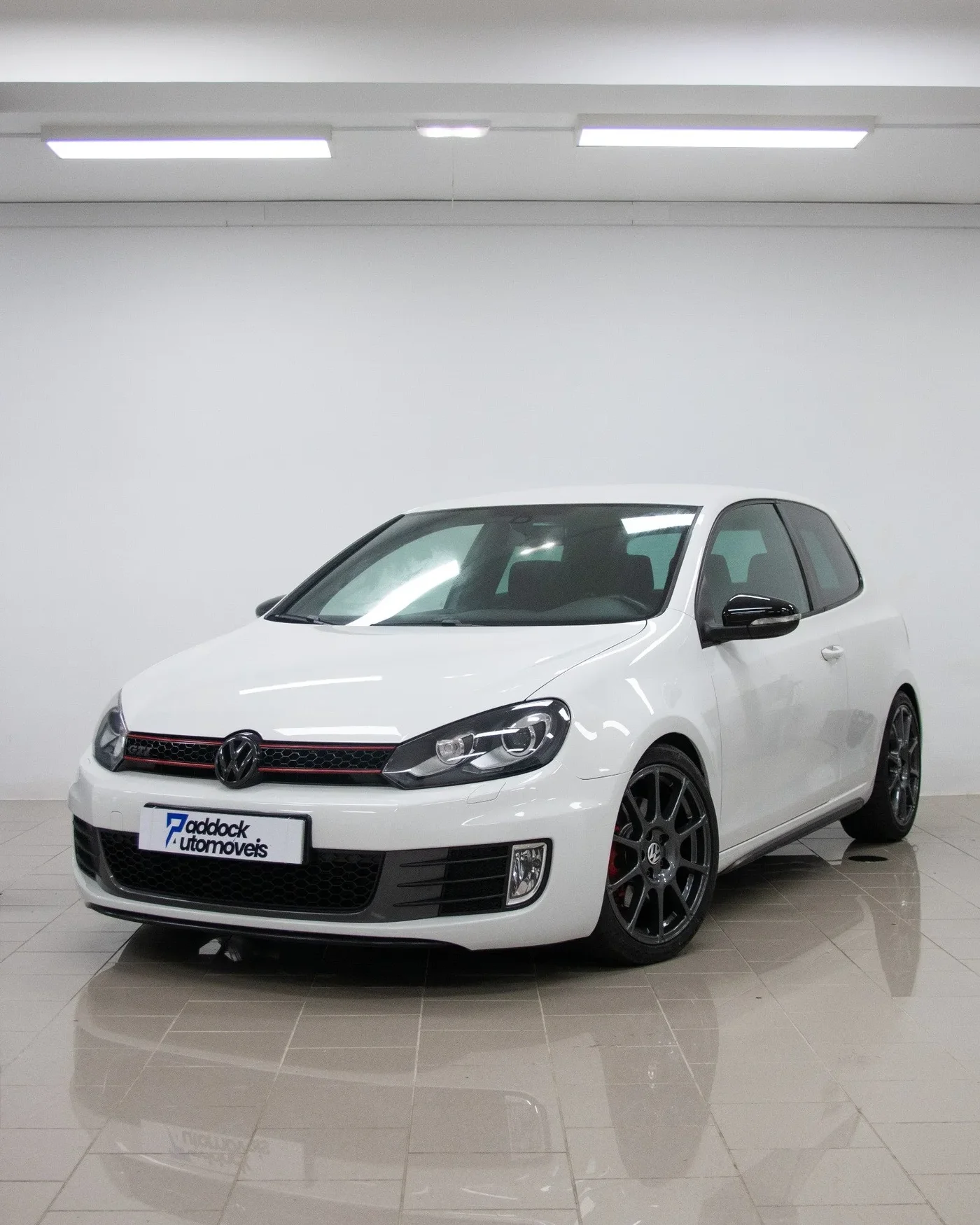Gti6 exterior frente 34 02