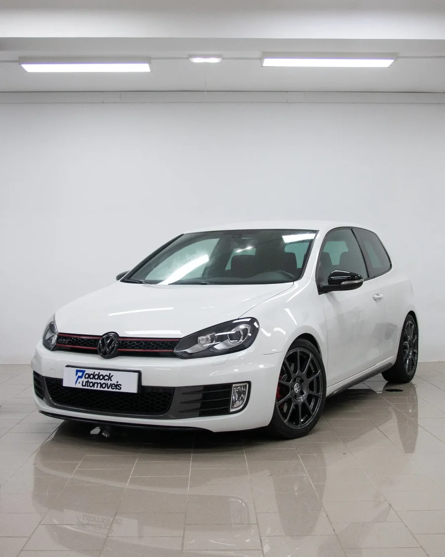 Gti6 exterior frente 34 02